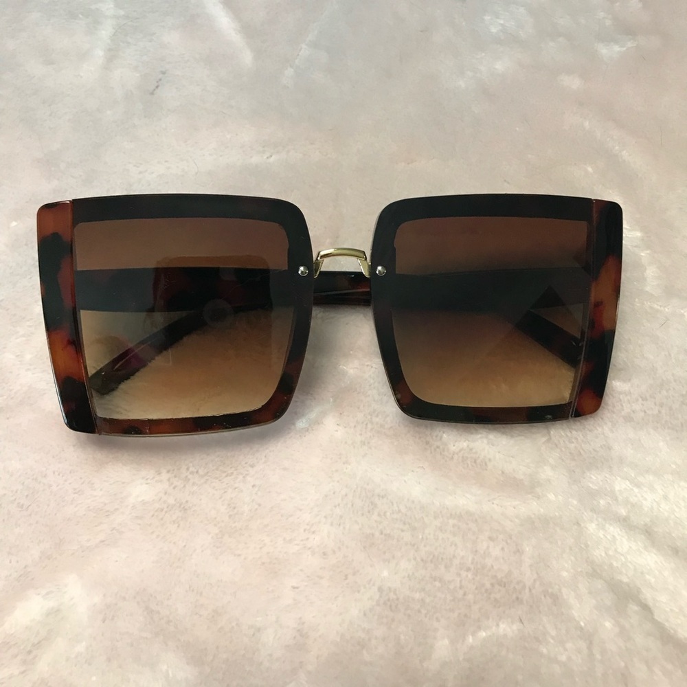 Womens Sunglasses Oversized Thick Tortoise Shell Brown Square Fashion - Picture 14 of 16
